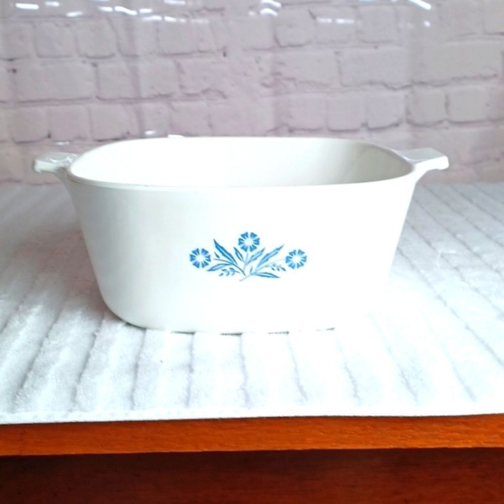 CORNING VINTAGE 2.5 Qt  Casserole‎ Dish